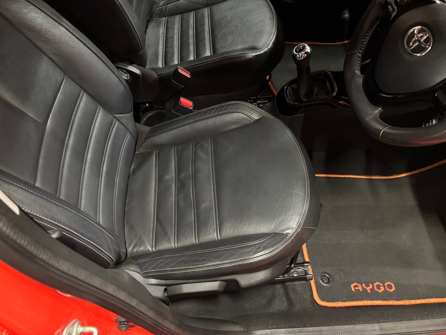 Used Toyota AYGO 2015 for sale - 76866590: Photo 47