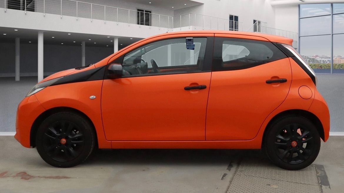 Used Toyota AYGO 2015 for sale - 76866590: Photo 5