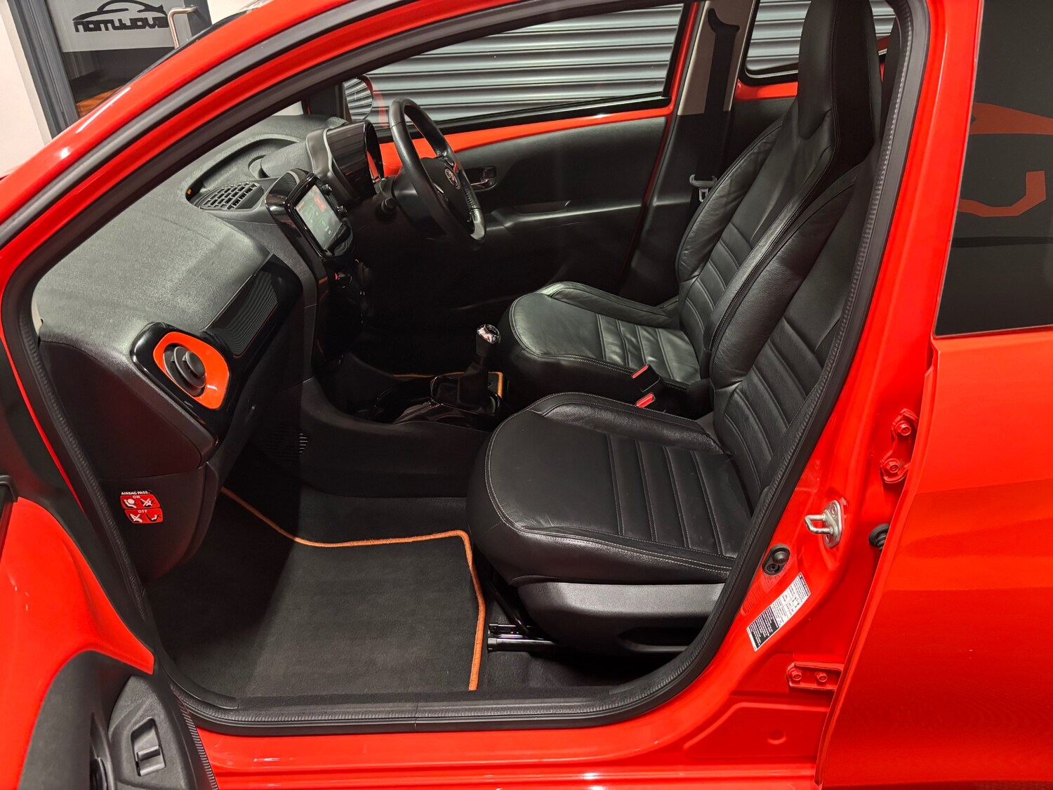 Used Toyota AYGO 2015 for sale - 76866590: Photo 62