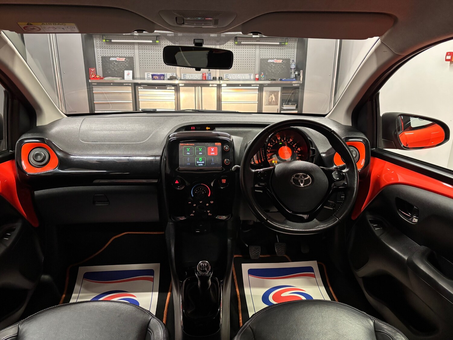 Used Toyota AYGO 2015 for sale - 76866590: Photo 66