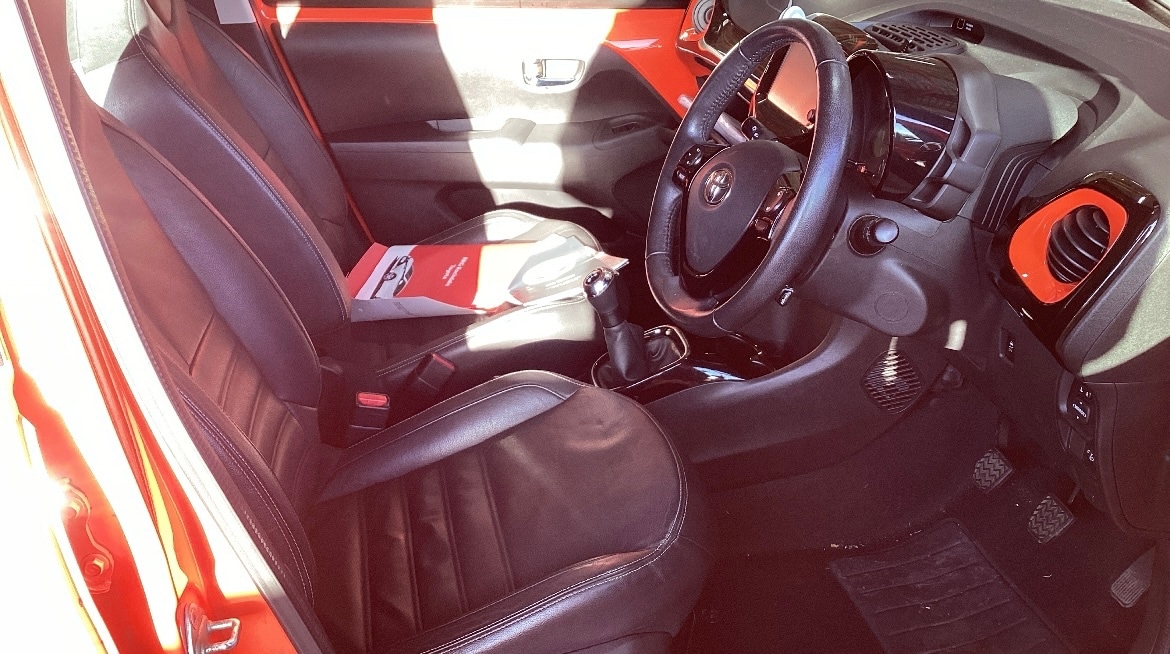 Used Toyota AYGO 2015 for sale - 76866590: Photo 8