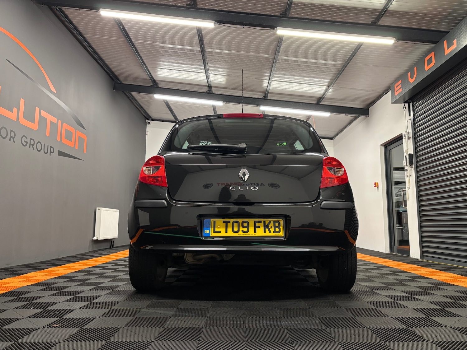 Used Renault Clio 2009 for sale - 76866601: Photo 23