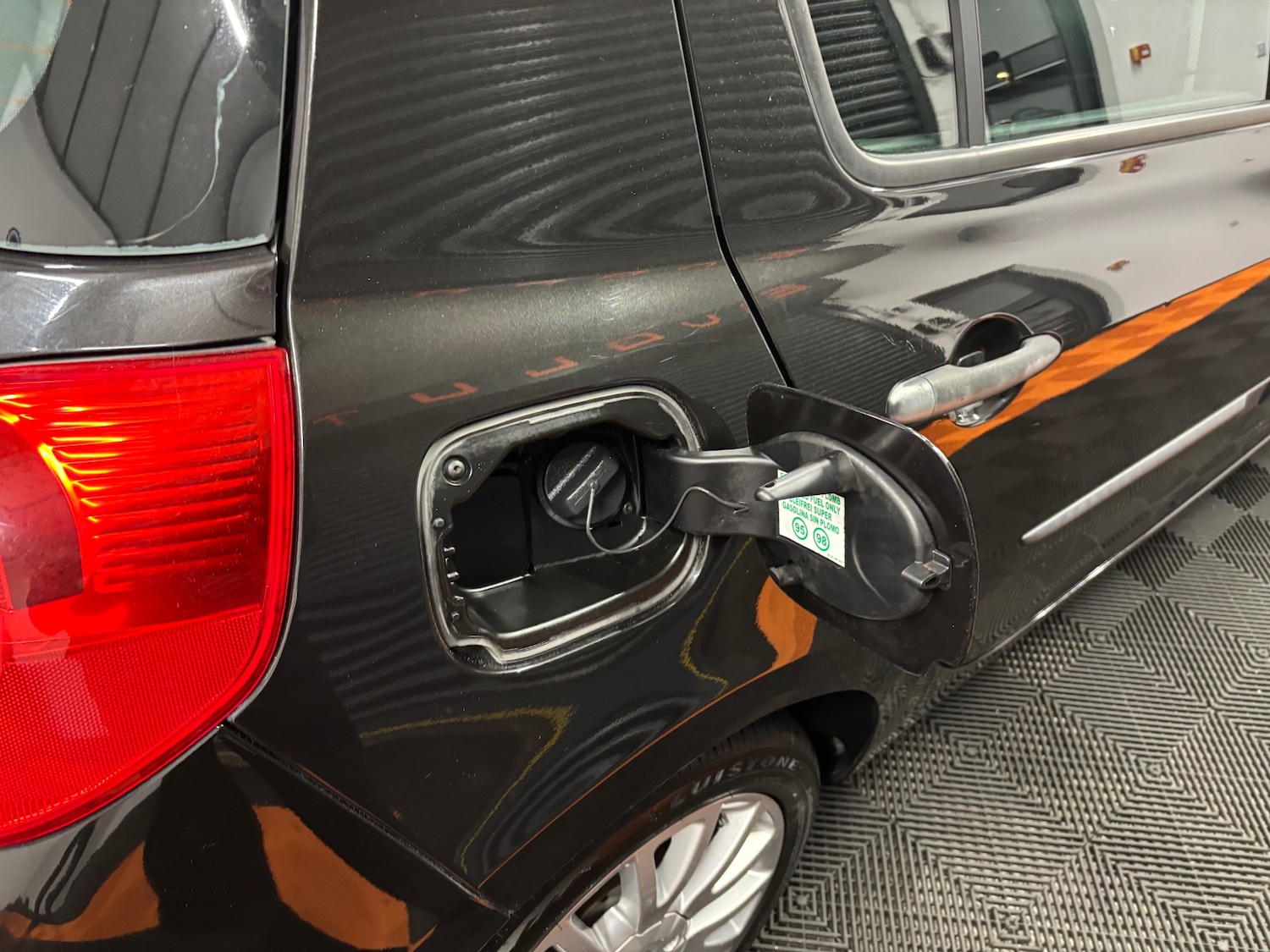 Used Renault Clio 2009 for sale - 76866601: Photo 29