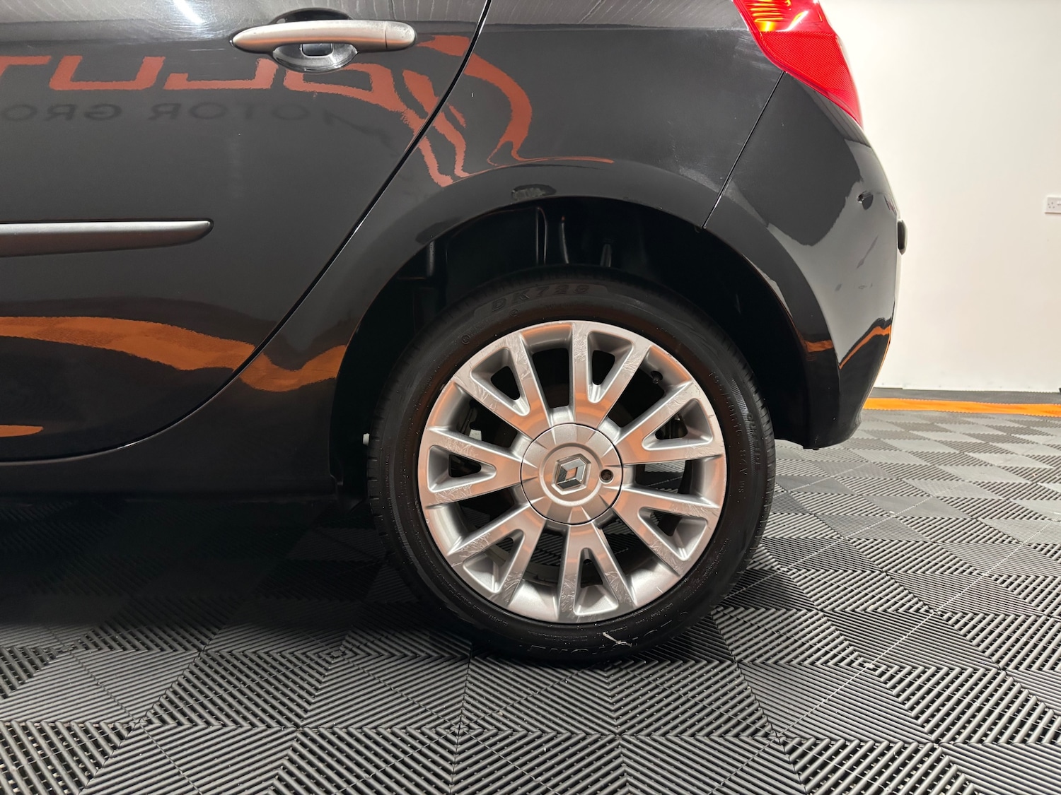 Used Renault Clio 2009 for sale - 76866601: Photo 31