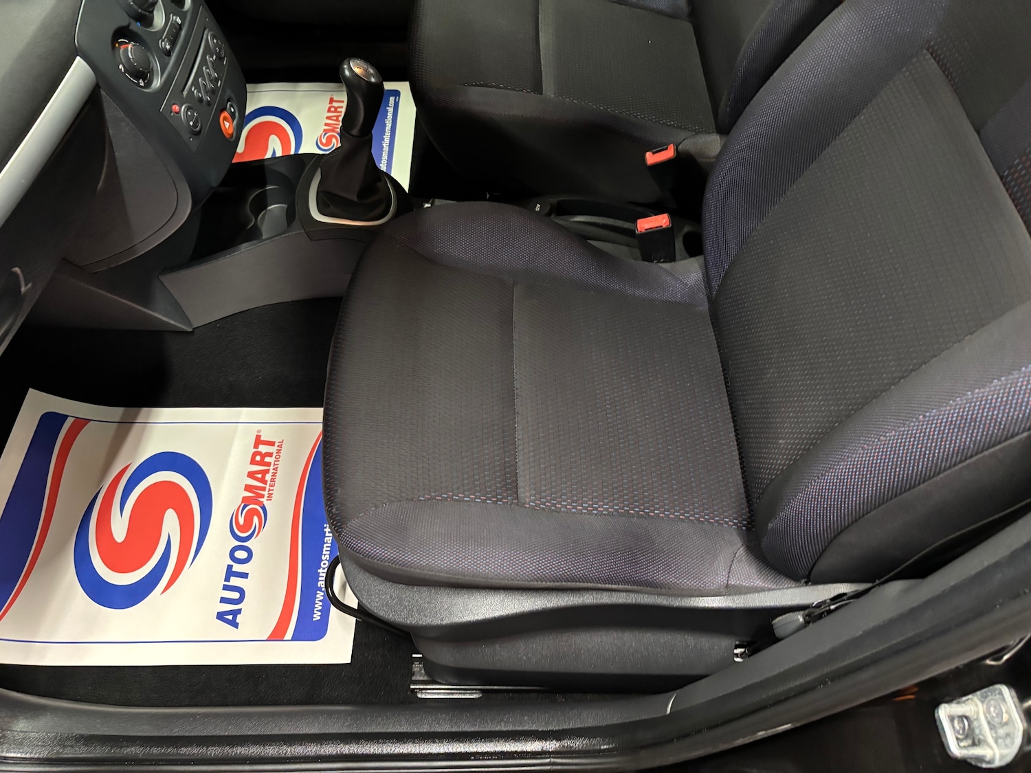 Used Renault Clio 2009 for sale - 76866601: Photo 62