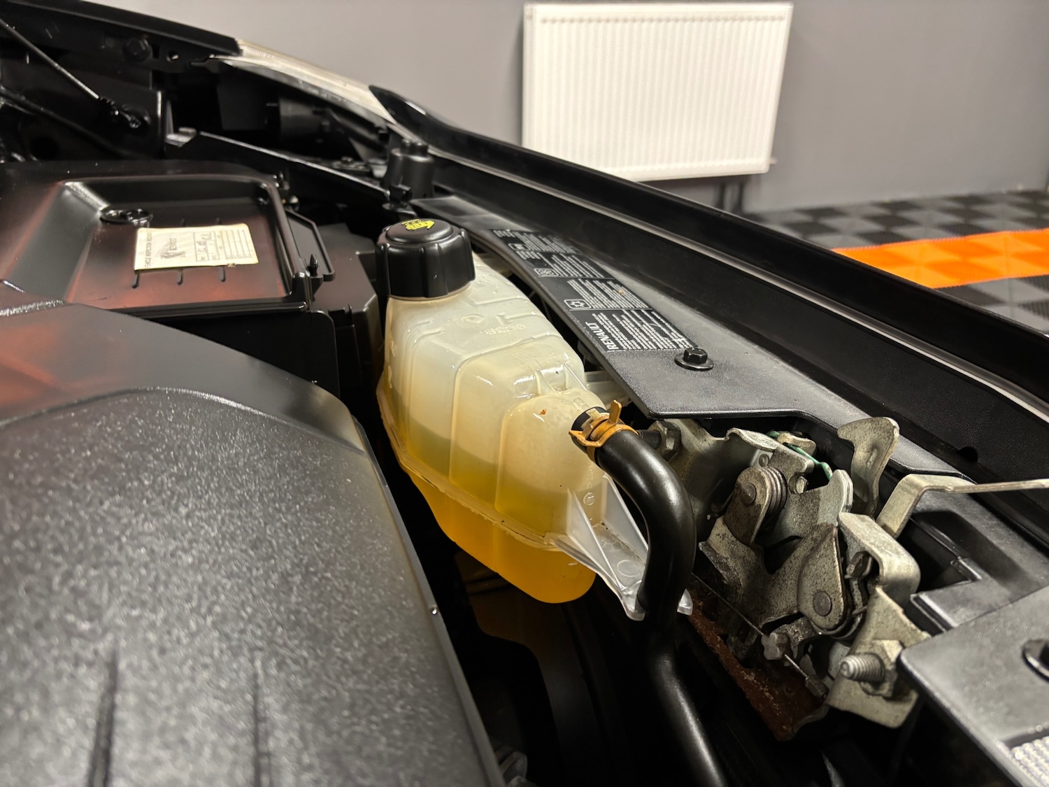 Used Renault Clio 2009 for sale - 76866601: Photo 68