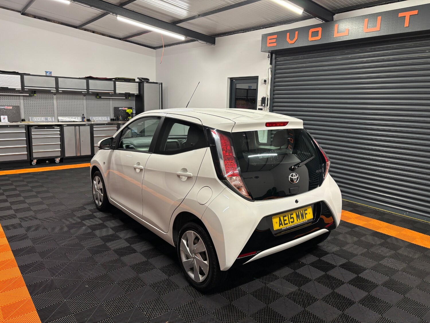 Used Toyota AYGO 2015 for sale - 77482642: Photo 24