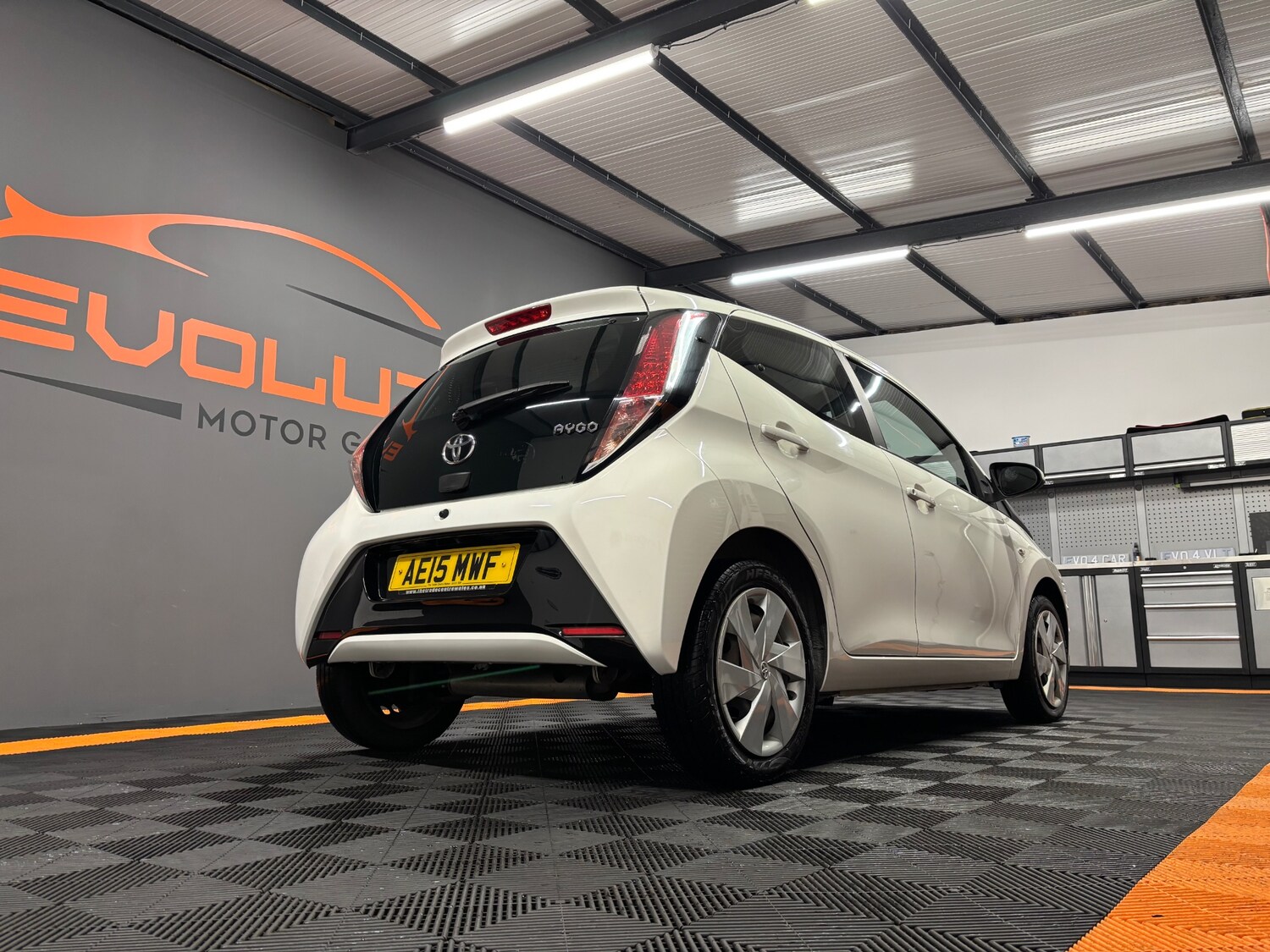 Used Toyota AYGO 2015 for sale - 77482642: Photo 29