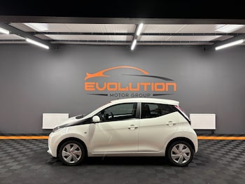 Used Toyota AYGO 2015 for sale - 77482642: Photo