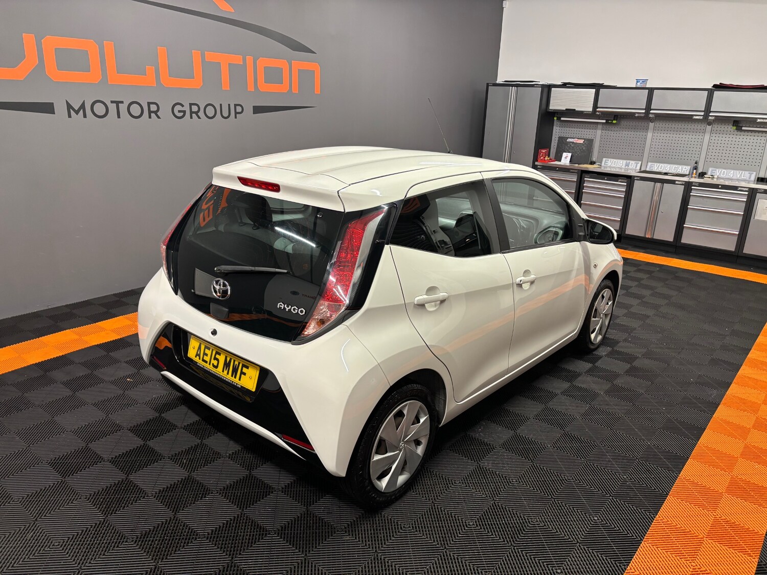 Used Toyota AYGO 2015 for sale - 77482642: Photo 31