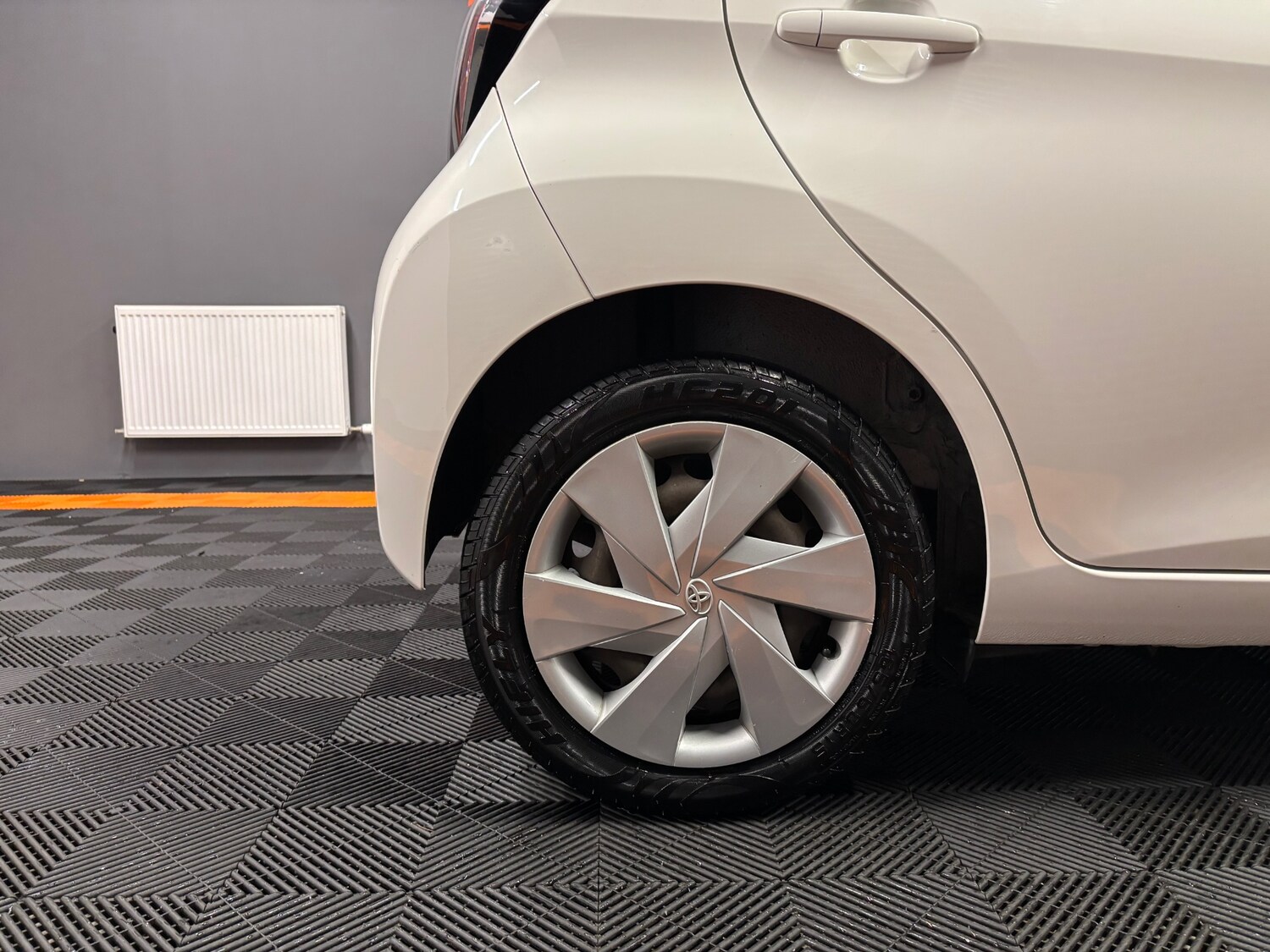 Used Toyota AYGO 2015 for sale - 77482642: Photo 35