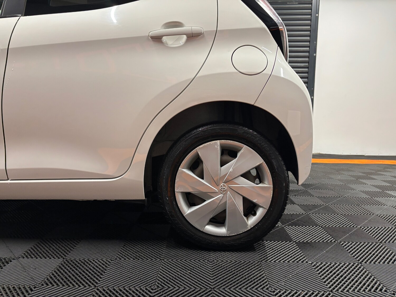 Used Toyota AYGO 2015 for sale - 77482642: Photo 36