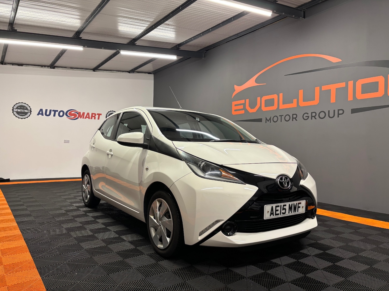 Used Toyota AYGO 2015 for sale - 77482642: Photo 4