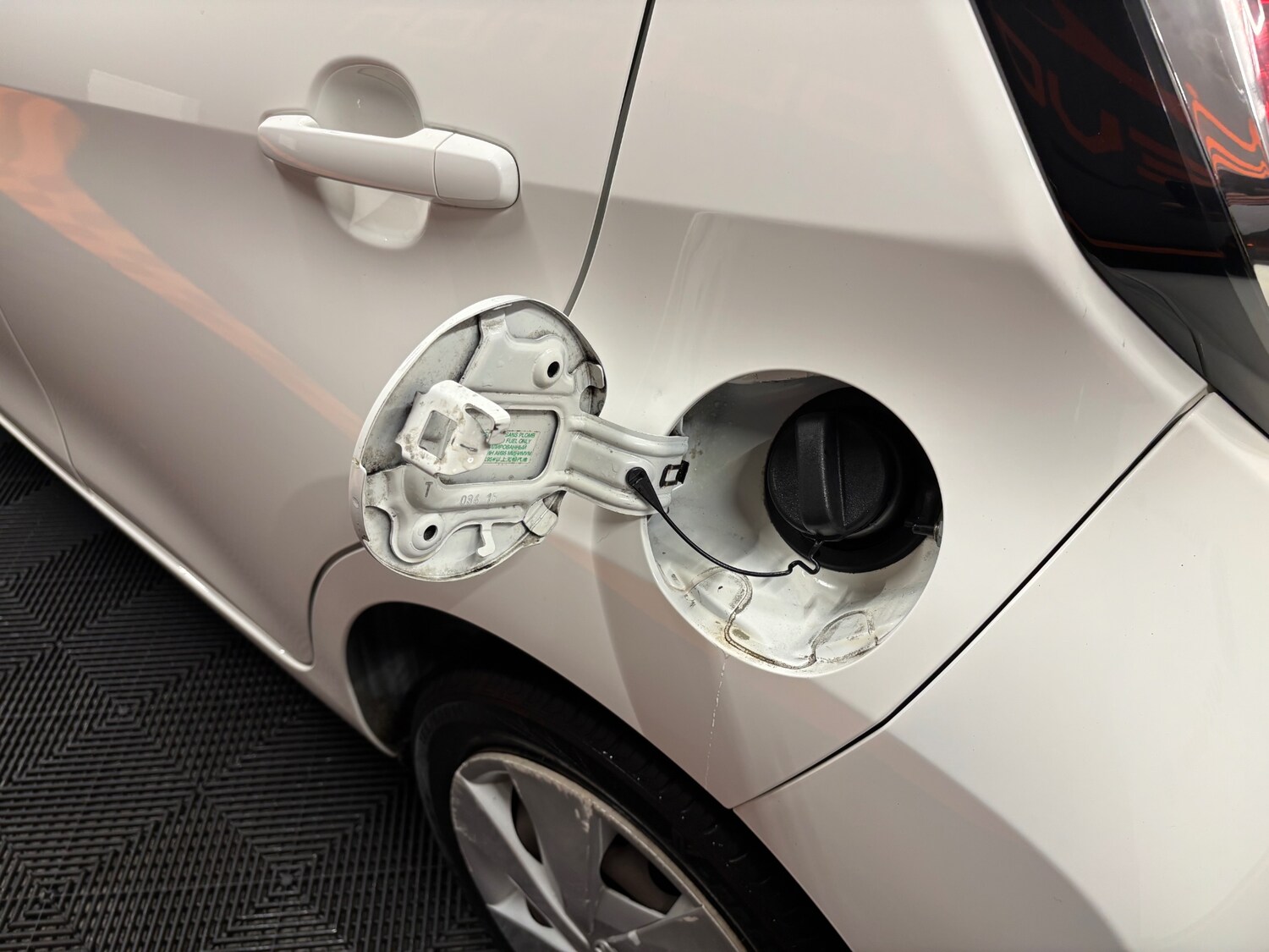 Used Toyota AYGO 2015 for sale - 77482642: Photo 73