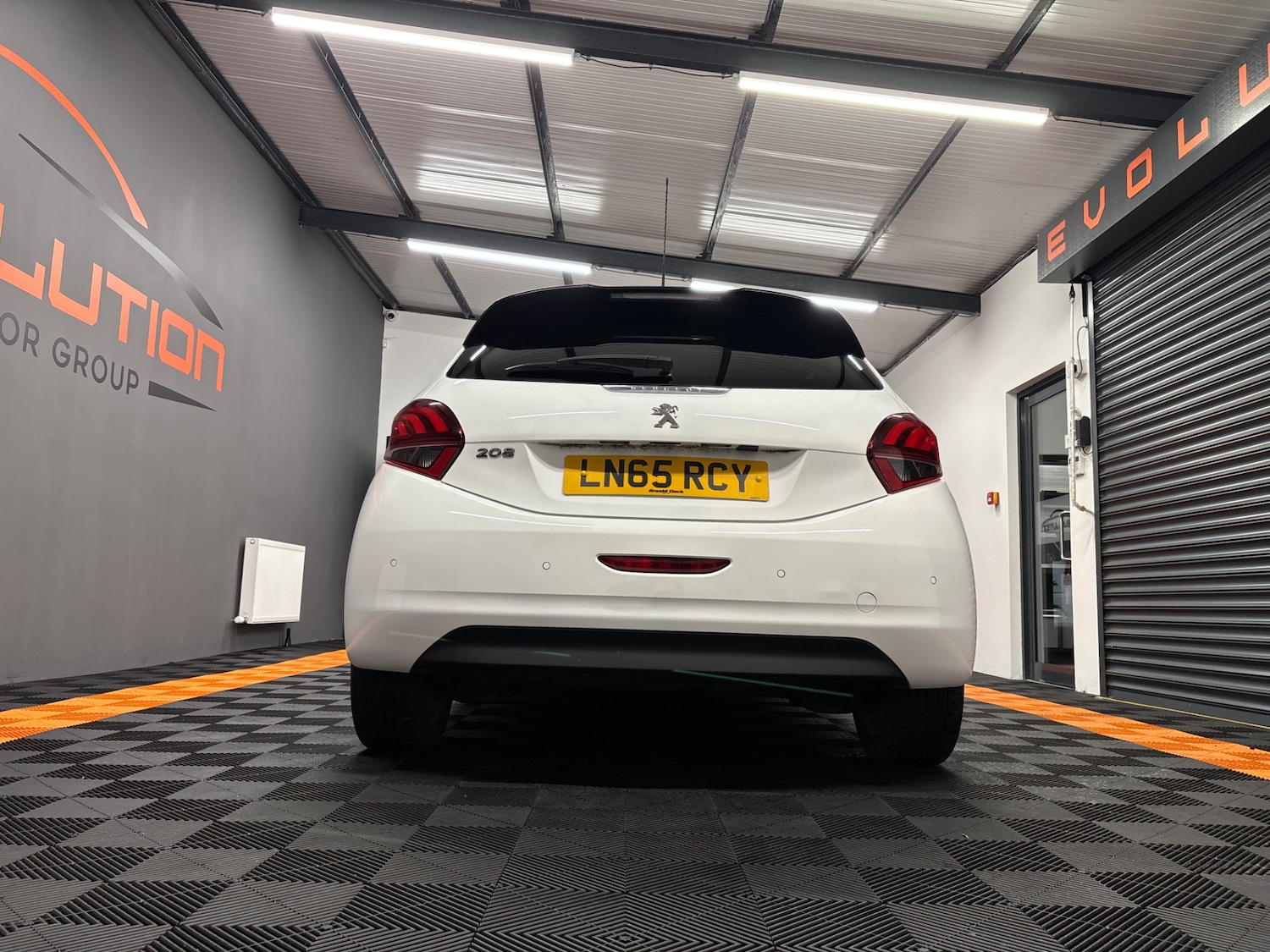 Used Peugeot 208 2015 for sale - 76381369: Photo 23