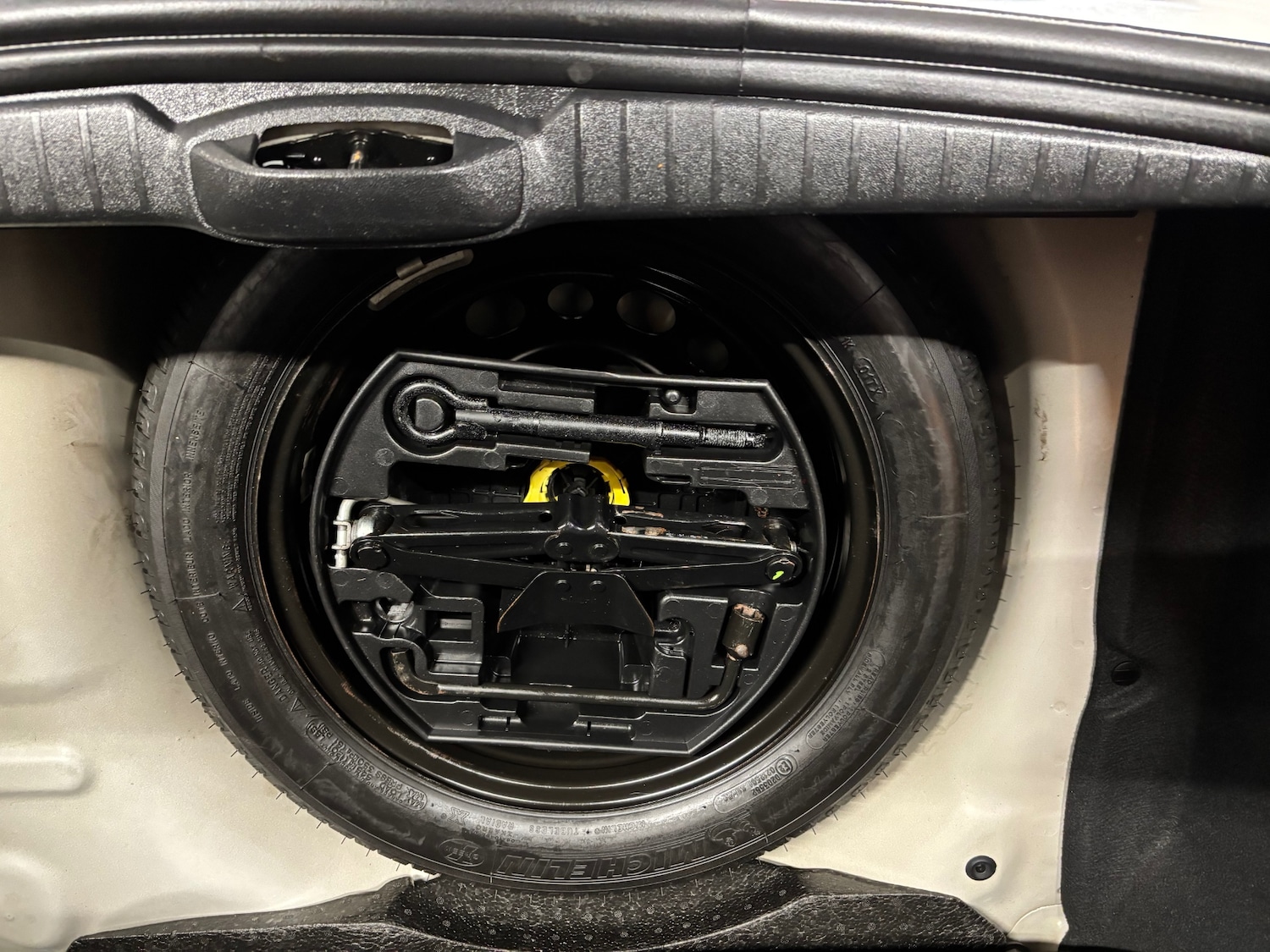 Used Peugeot 208 2015 for sale - 76381369: Photo 66