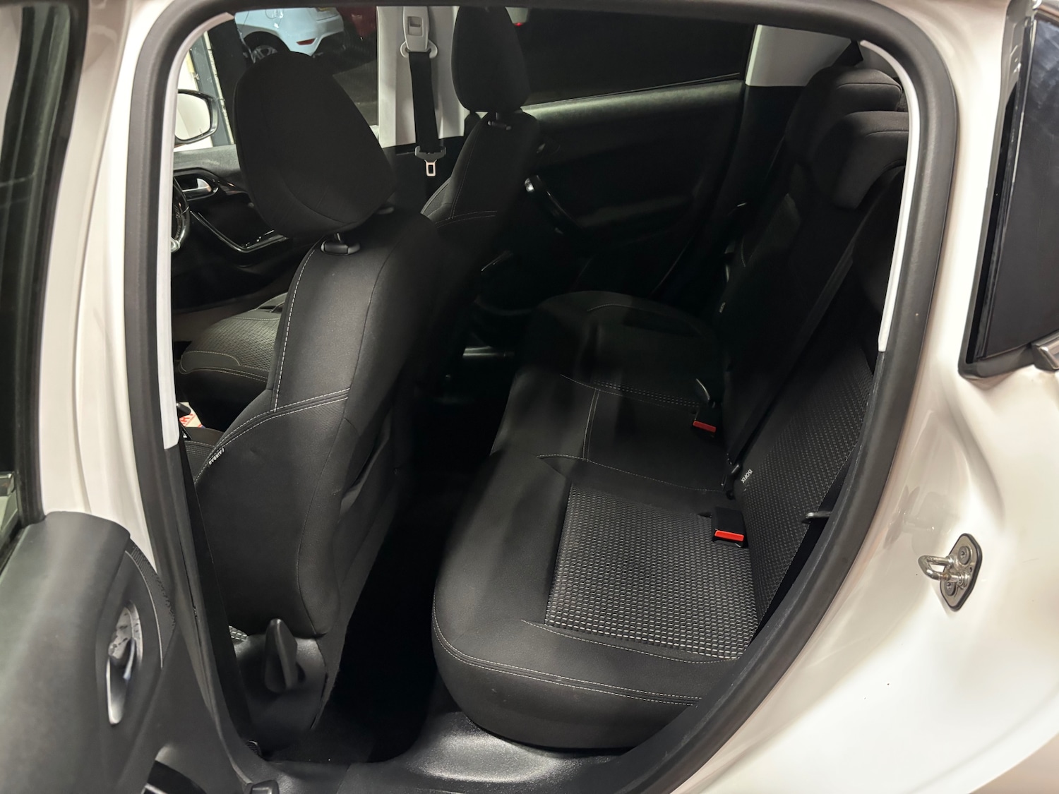 Used Peugeot 208 2015 for sale - 76381369: Photo 68