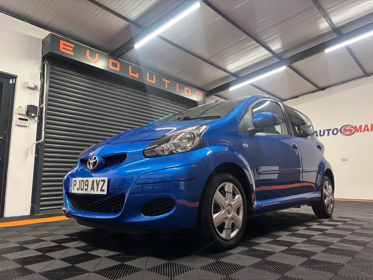 Used Toyota AYGO 2009 for sale - 76292828: Photo 18