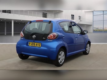 Used Toyota AYGO 2009 for sale - 76292828: Photo