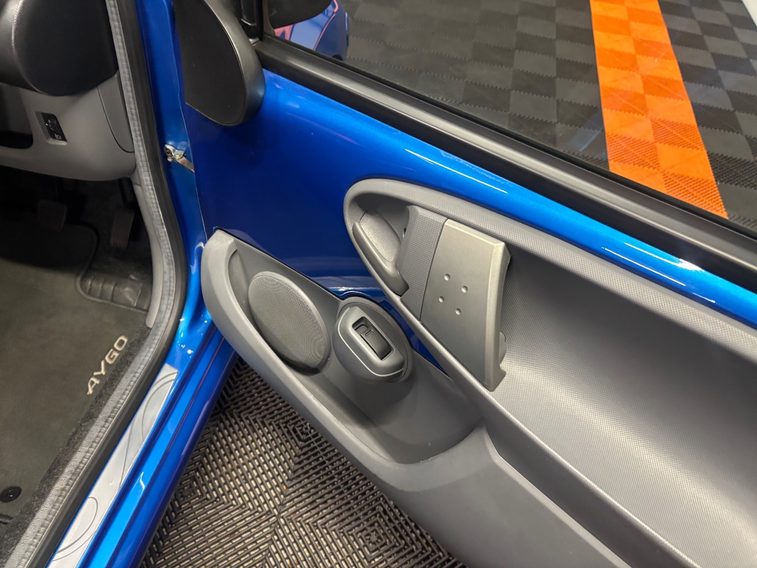 Used Toyota AYGO 2009 for sale - 76292828: Photo 42