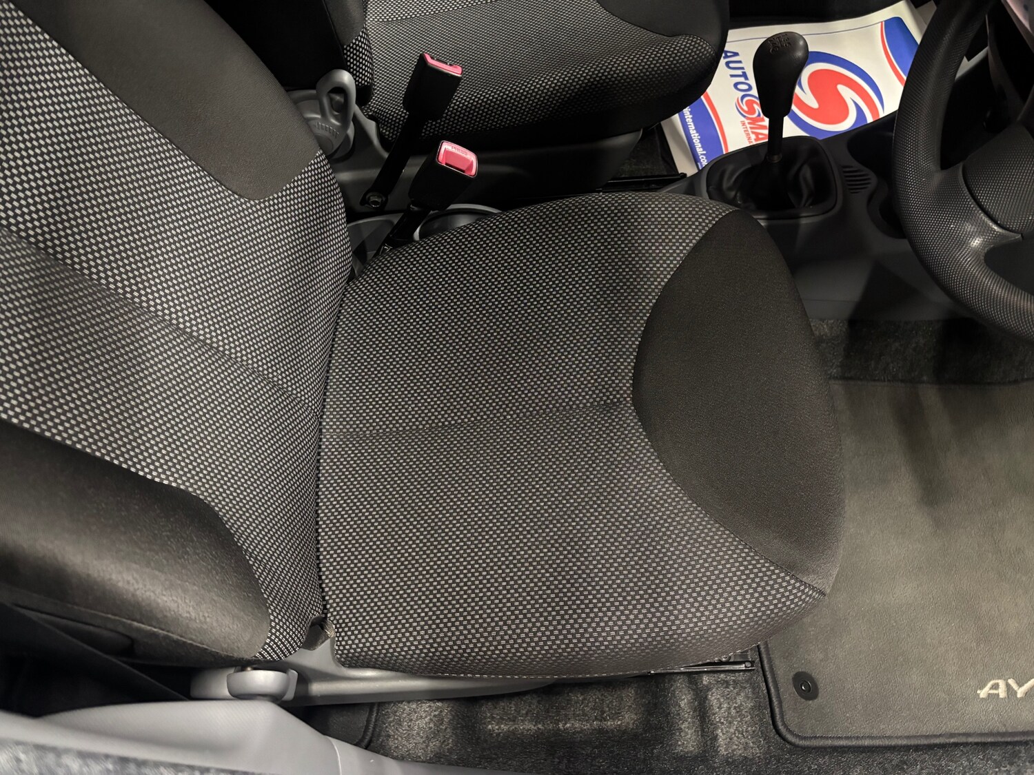 Used Toyota AYGO 2009 for sale - 76292828: Photo 47