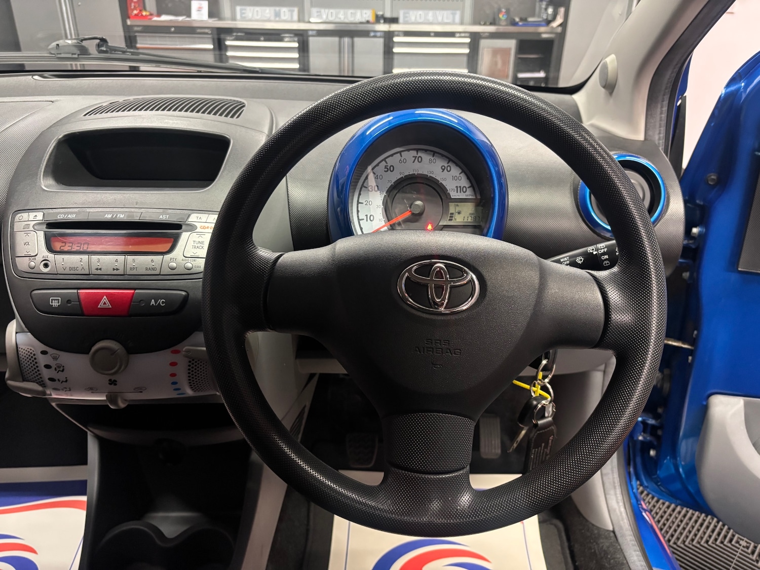 Used Toyota AYGO 2009 for sale - 76292828: Photo 48