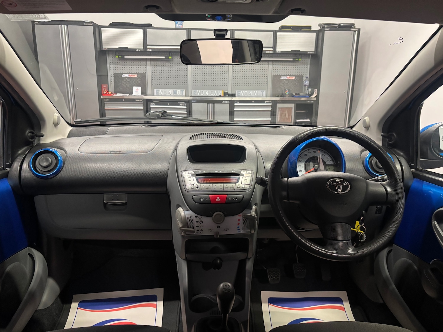 Used Toyota AYGO 2009 for sale - 76292828: Photo 57