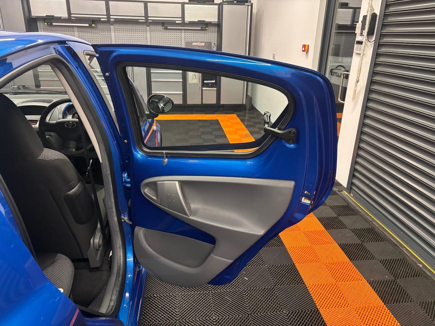 Used Toyota AYGO 2009 for sale - 76292828: Photo 58