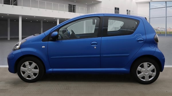 Used Toyota AYGO 2009 for sale - 76292828: Photo 5