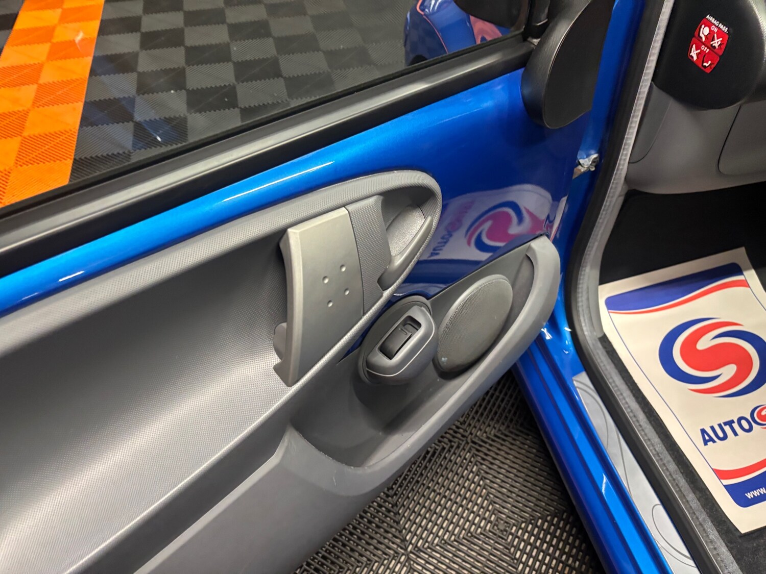 Used Toyota AYGO 2009 for sale - 76292828: Photo 60