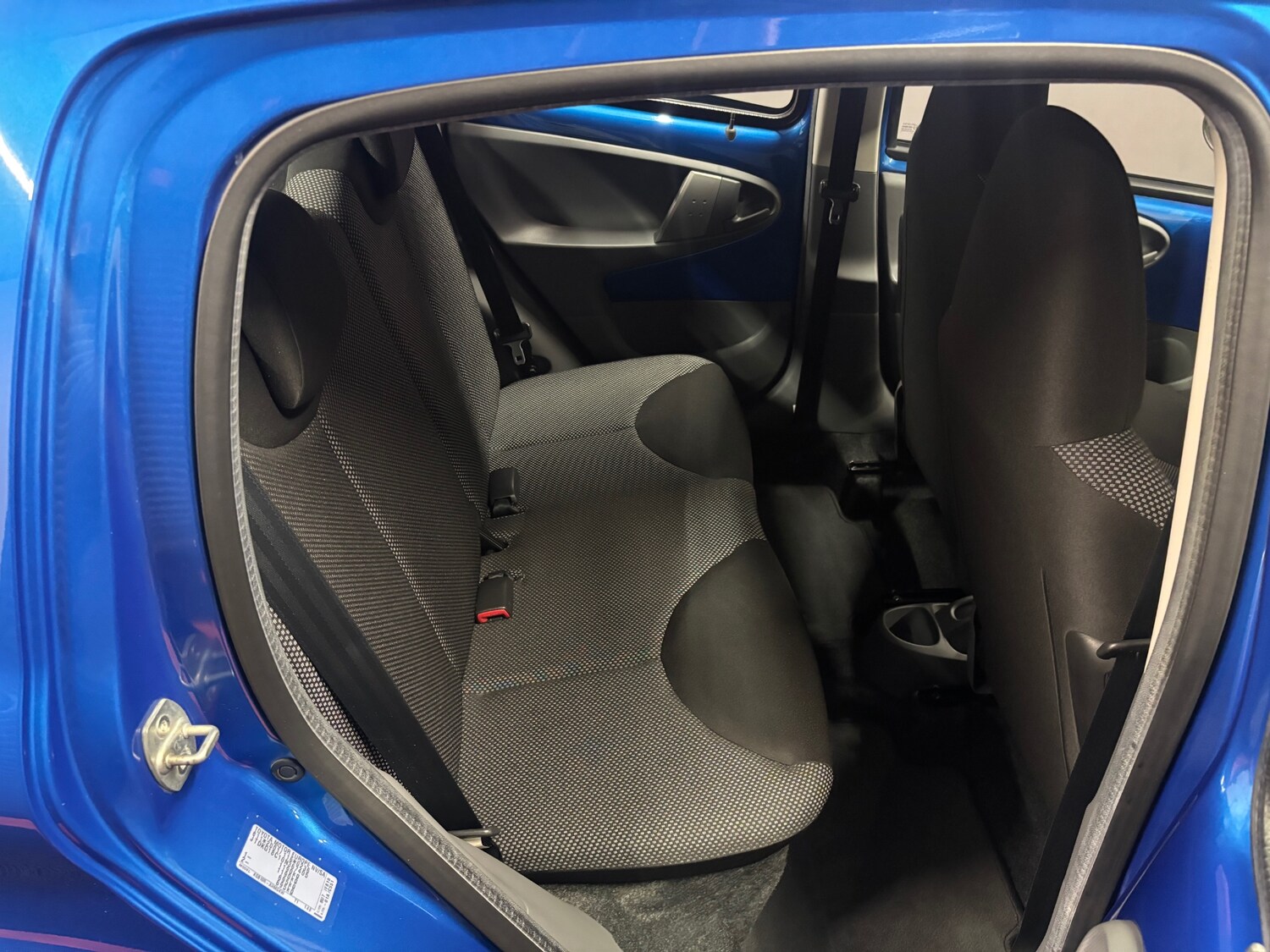 Used Toyota AYGO 2009 for sale - 76292828: Photo 70