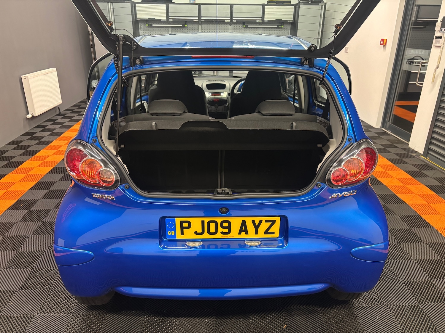 Used Toyota AYGO 2009 for sale - 76292828: Photo 71