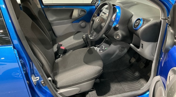Used Toyota AYGO 2009 for sale - 76292828: Photo 8
