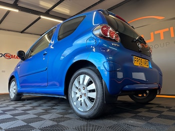 Used Toyota AYGO 2009 for sale - 79542359: Photo
