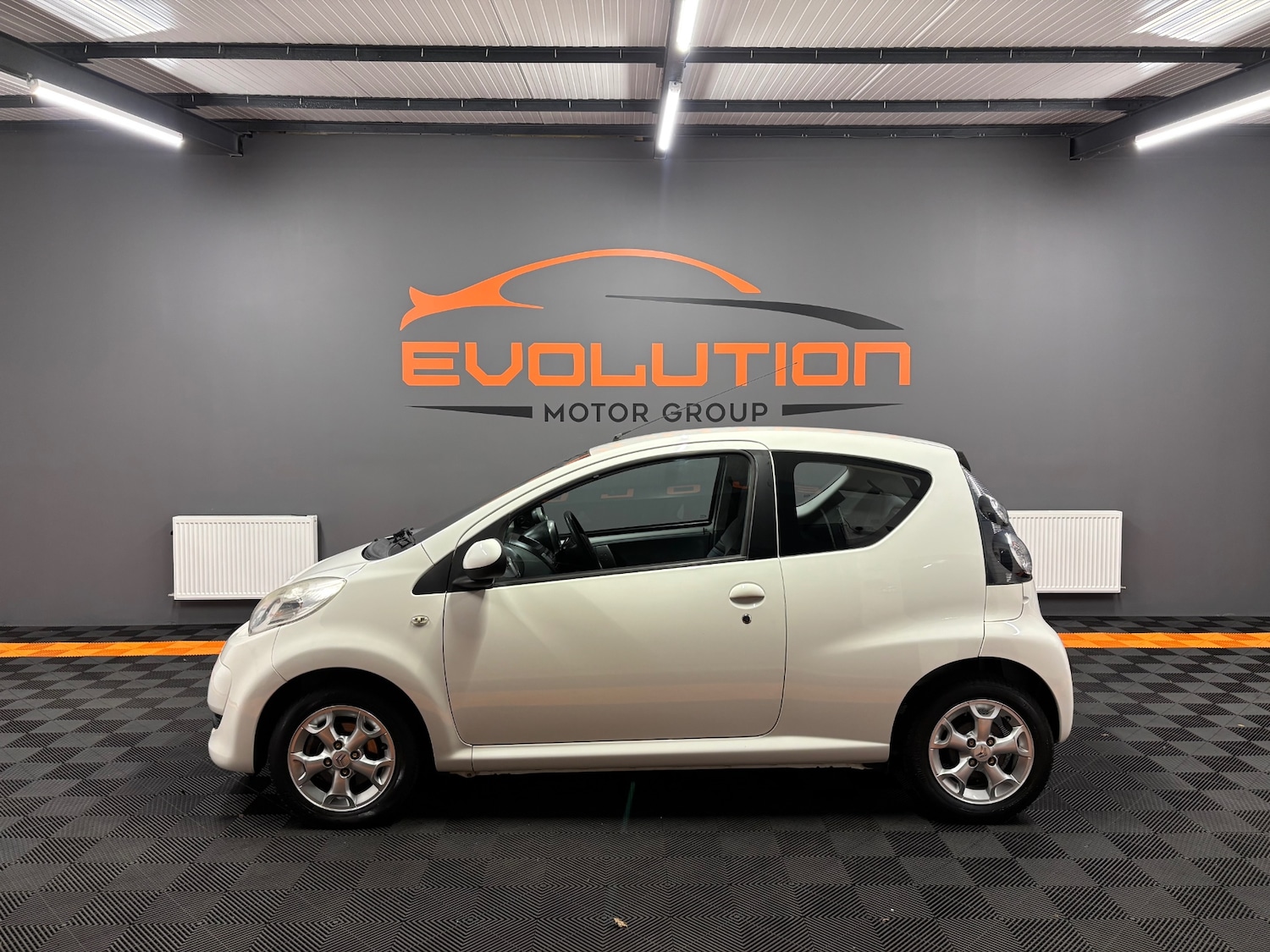 Used Citroen C1 2010 for sale - 75948334: Photo 2