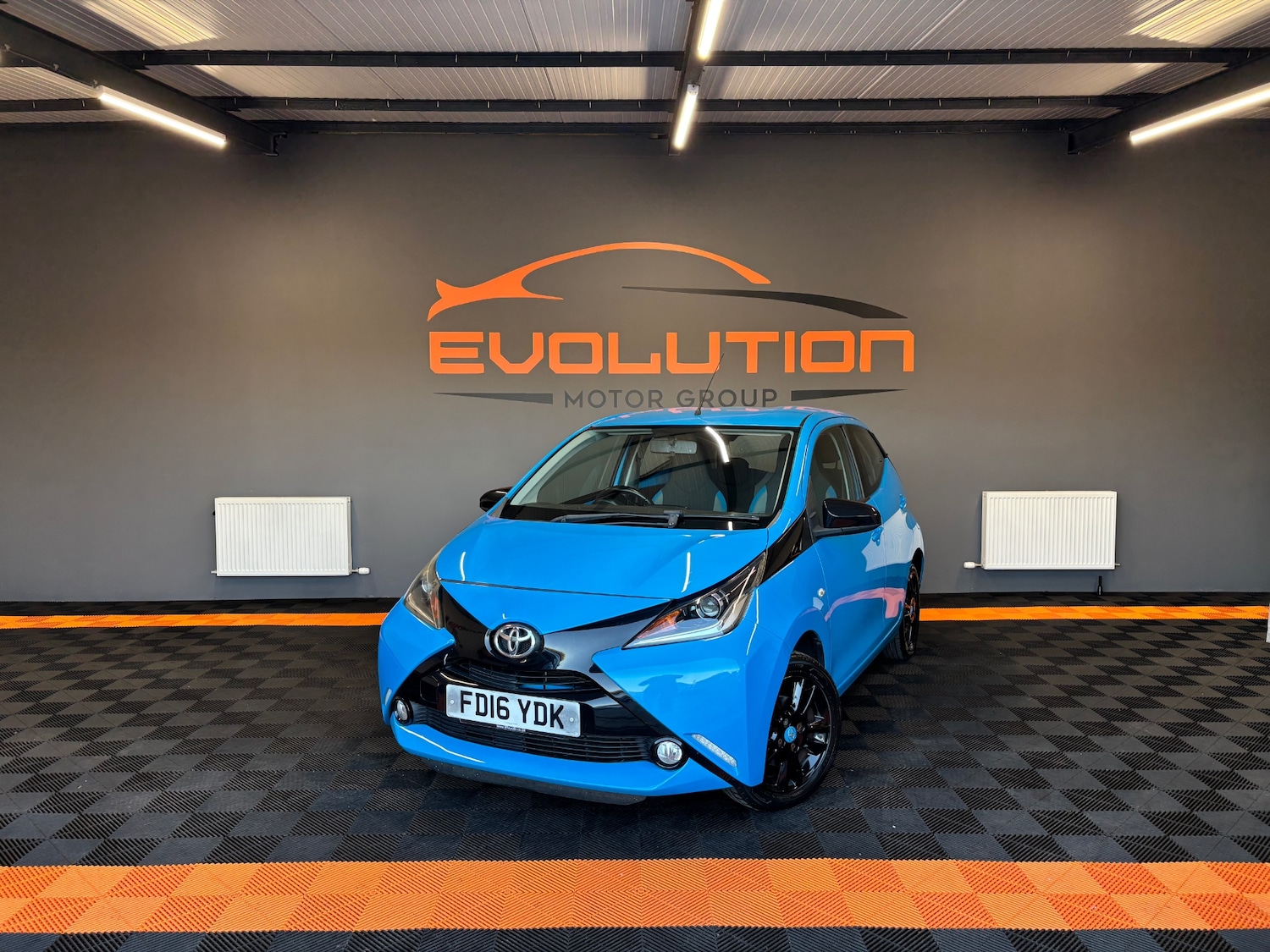 Used Toyota AYGO 2016 for sale - 76097499: Photo 1