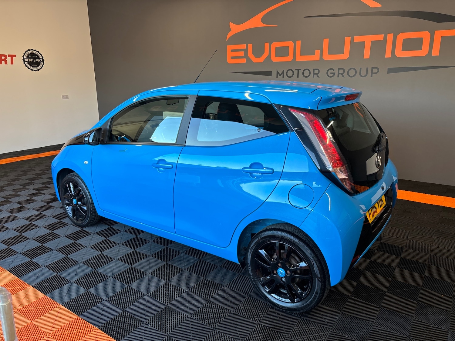 Used Toyota AYGO 2016 for sale - 76097499: Photo 3