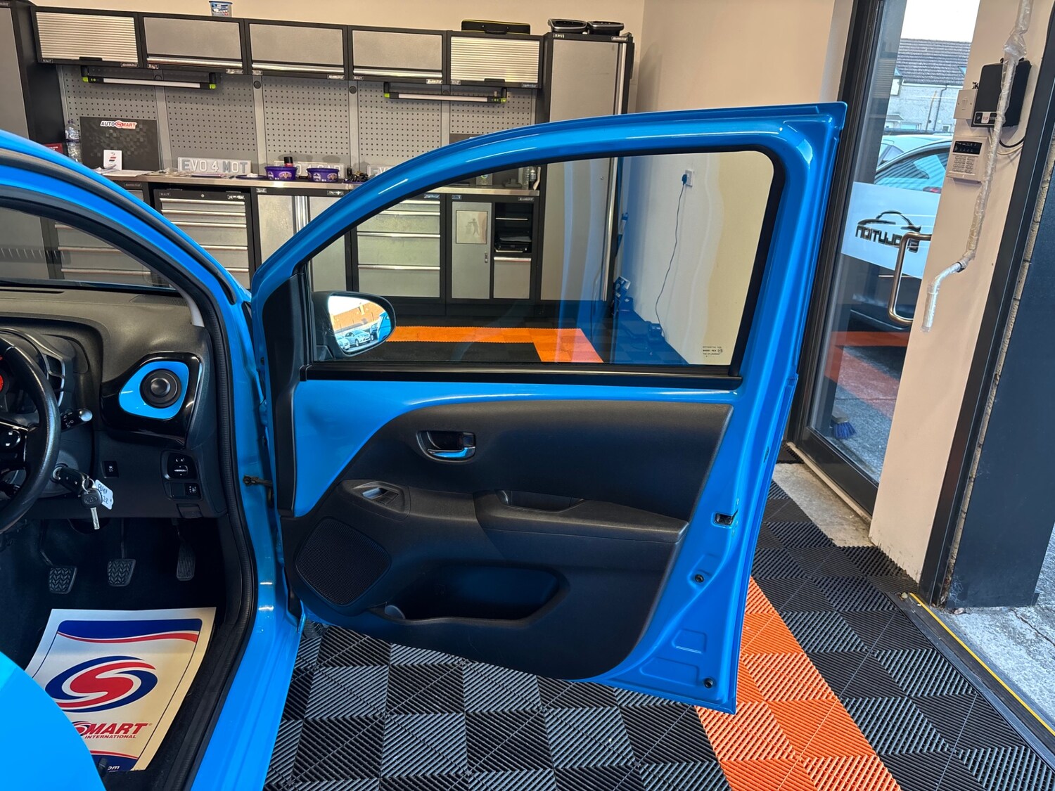 Used Toyota AYGO 2016 for sale - 76097499: Photo 33