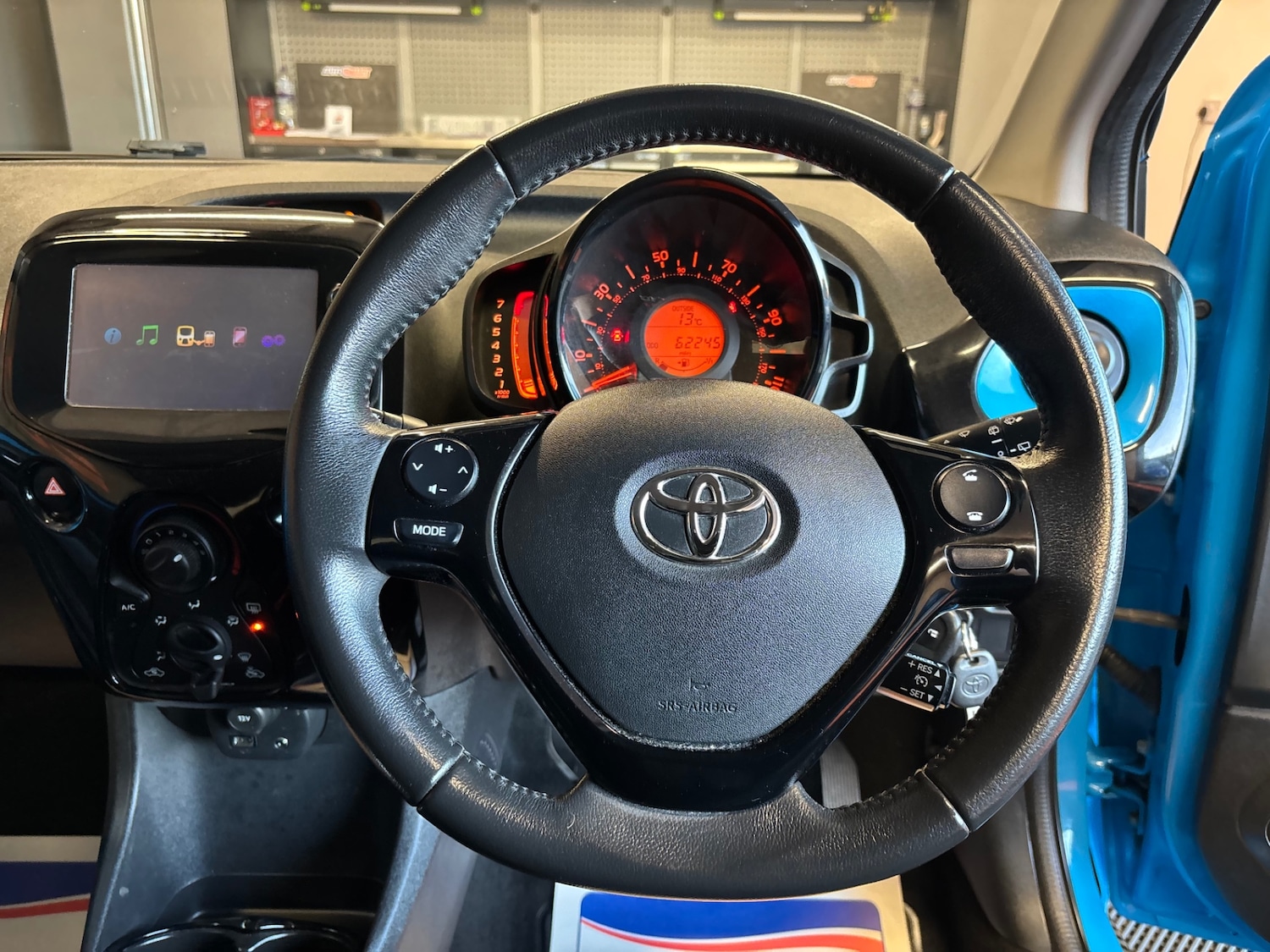 Used Toyota AYGO 2016 for sale - 76097499: Photo 41