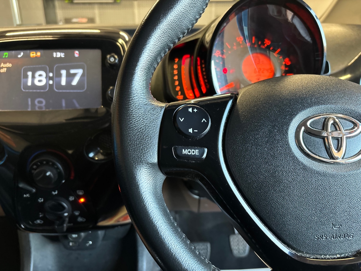 Used Toyota AYGO 2016 for sale - 76097499: Photo 46