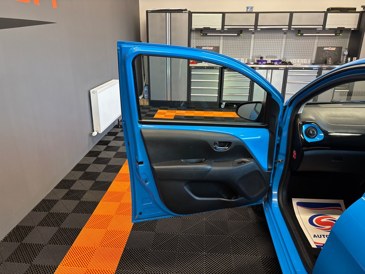 Used Toyota AYGO 2016 for sale - 76097499: Photo 53