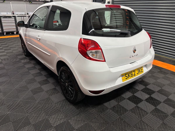 Used Renault Clio 2012 for sale - 76168089: Photo 19