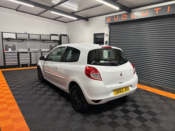 Used Renault Clio 2012 for sale - 76168089: Photo 20