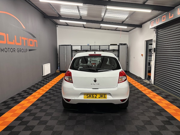 Used Renault Clio 2012 for sale - 76168089: Photo 22