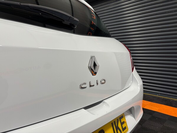 Used Renault Clio 2012 for sale - 76168089: Photo 25