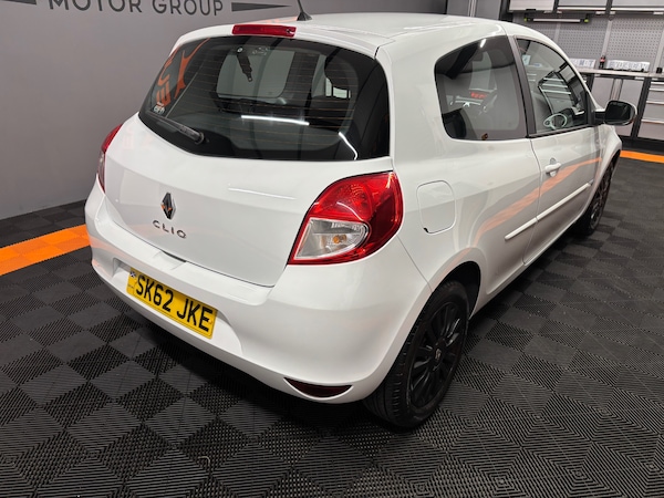 Used Renault Clio 2012 for sale - 76168089: Photo 28
