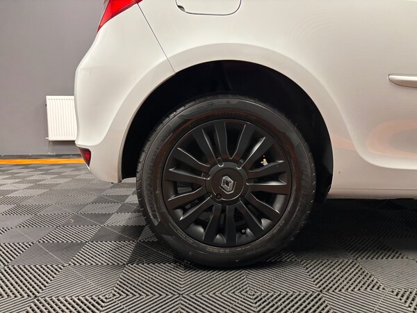 Used Renault Clio 2012 for sale - 76168089: Photo 61