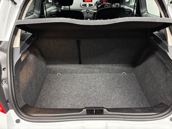 Used Renault Clio 2012 for sale - 76168089: Photo 64