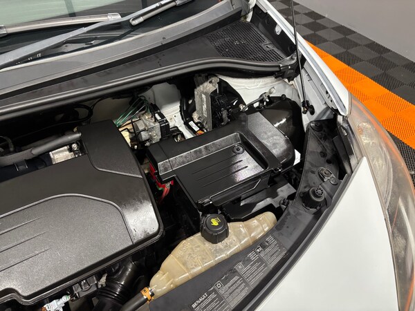 Used Renault Clio 2012 for sale - 76168089: Photo 73