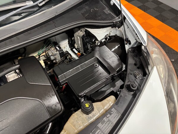Used Renault Clio 2012 for sale - 76168089: Photo 78